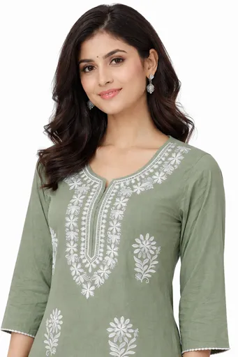 [KFKURTI0002_XXXL] Green Viscos Heavy Embroidery Straight Kurti Set (XXXL)